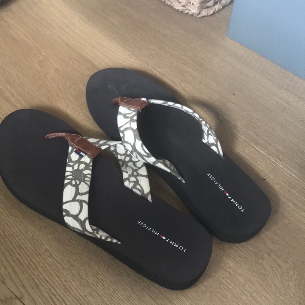 Vintage Tommy Hilfiger Flip Flops